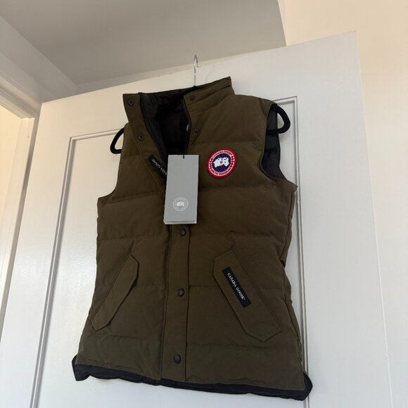 NWT Canada Goose Ladies Freestyle Vest In Military Green Quilted Down Filled - Picture 5 of 9